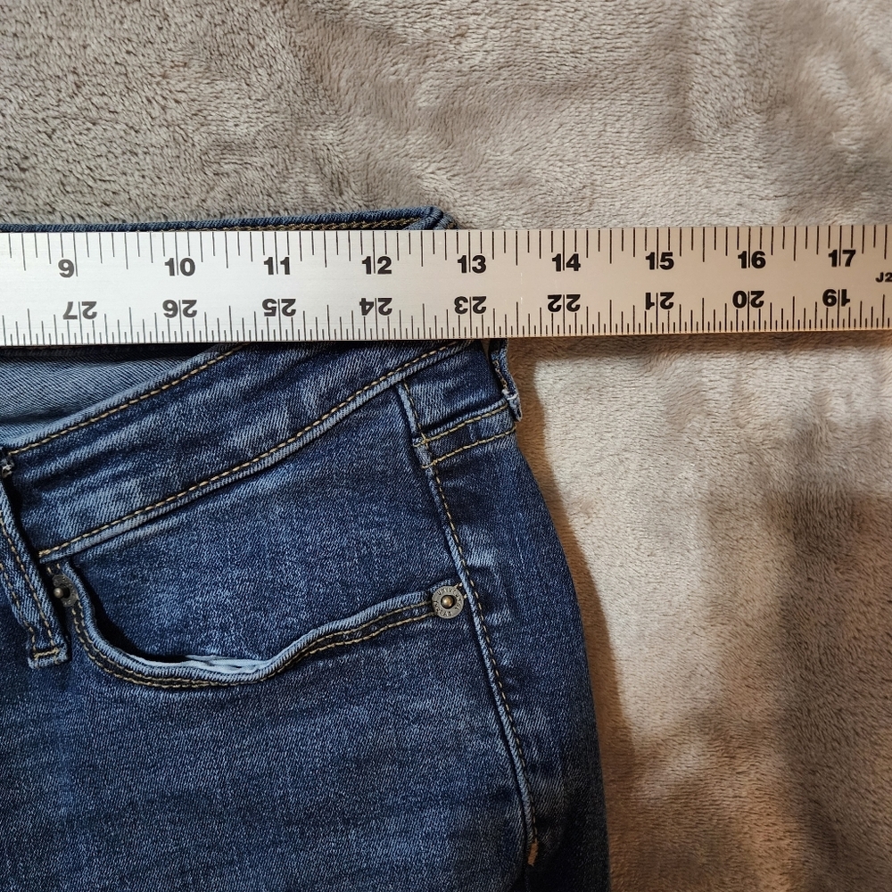 Curvy Fit Skinny Jeans | Mid Rise Stretch Dark Wash Denim | 6 / 28L - Picture 6 of 9